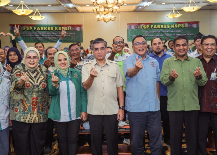 Menaker: Hubungan Industrial Harus Naik Kelas agar Pekerja Tak Tertinggal oleh AI 