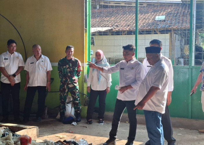 TPS 3R Ciawigajah Jadi Percontohan Pengelolaan Sampah Zero Waste di Kabupaten Cirebon