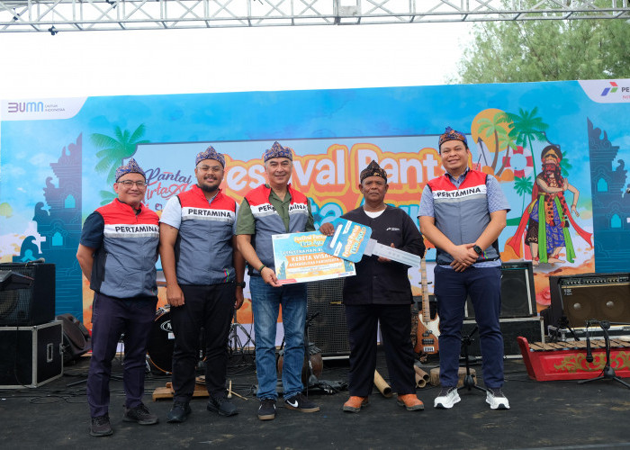 Pertamina Patra Niaga Regional JBB Resmikan Program TJSL Desa Wisata Pantai Tirta Ayu di Kecamatan Balongan