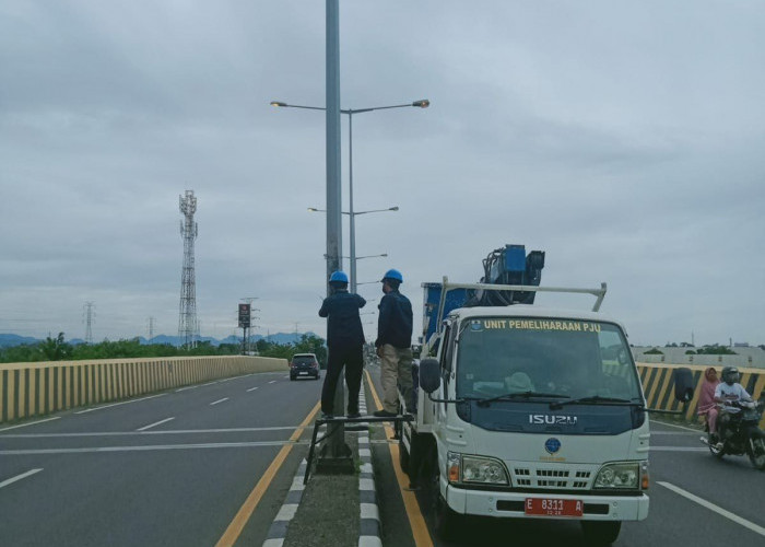 60 Titik Lampu Jalan Diperbaiki, Dishub Cirebon Antisipasi Arus Mudik