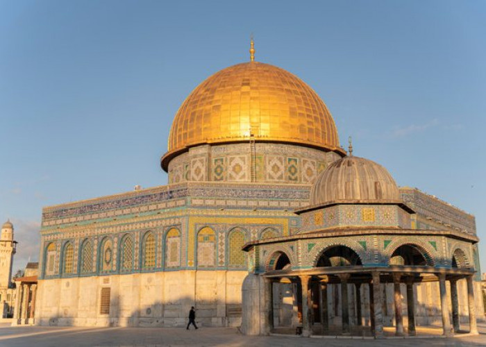 Jumat Pertama Ramadhan, Israel Batasi Warga Palestina Masuki Masjid Al-Aqsa