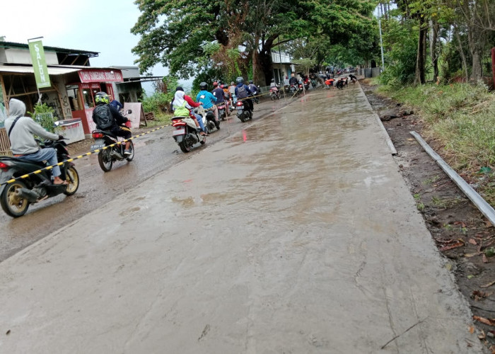 Warganya Bakal Full Senyum! Kabupaten Cirebon Kebut Perbaikan Jalan dan Jembatan, Total Ada 74 Proyek