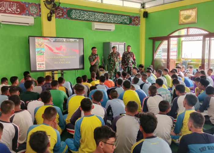 Kegiatan MPLS di Kota Cirebon Libatkan TNI