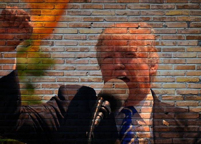 Mantan Presiden AS Donald Trump Didakwa Terkait Penipuan Usaha dan Suap