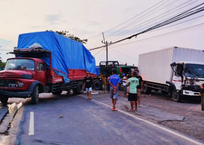 Tiga Truk Terlibat Tabrakan Beruntun di Pantura,  Beruntung Tidak Ada Korban Jiwa 