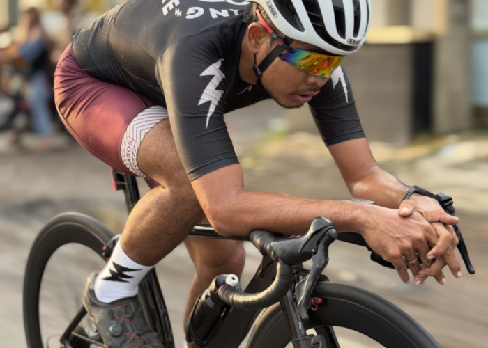 Kisah Dokter di Cirebon Gowes 50 Km Tiap Hari, Ini Manfaat Bike to Work yang Bikin Ketagihan