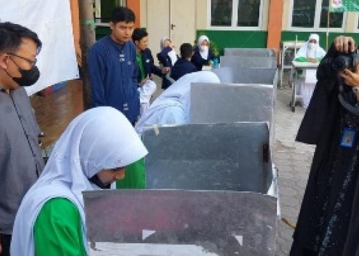 SMP Al-Irsyad Al-Islamiyyah Ajarkan Demokrasi