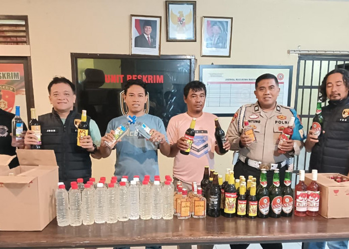 Gelar Operasi Pekat di Kapetakan, Polisi Sita Ratusan Botol Miras Oplosan hingga Pabrikan