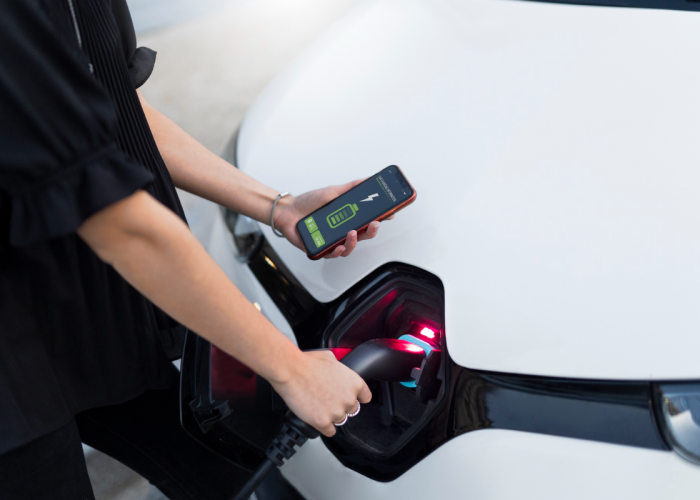 Cuma Ngecas 10 Menit, Mobil Listrik Bisa Jalan Ratusan Kilometer? Ini Rahasia Teknologi 800V