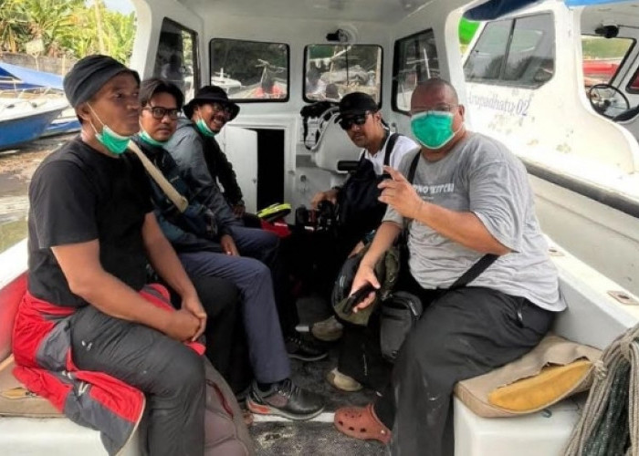 Lima Jurnalis Hilang Kontak Saat Liputan Erupsi Gunung Anak Krakatau, Basarnas Cari di Selat Sunda