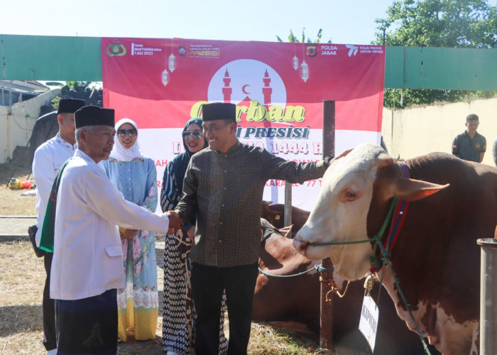 Polresta Cirebon Distribusikan Puluhan Hewan Kurban ke Sejumlah Ponpes 