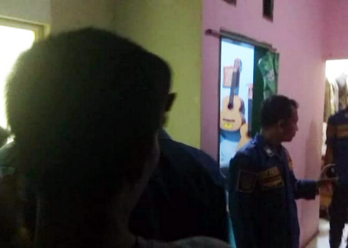Kronologi Penjaga Sekolah di Cirebon Digigit Ular Berbisa hingga Tewas
