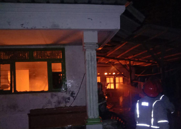 Sebelum Sholat Idul Adha, Rumah Warga Kaliwulu Cirebon Kebakaran, Beruntung Korban Jiwa Nihil