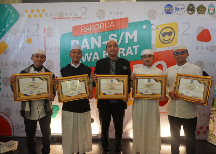 SMAIQU Al- Bahjah Pusat Cirebon Borong Penghargaan dalam Ekspose Hasil Akreditasi 2023