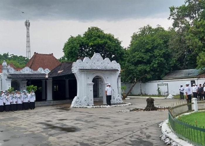 Unik,  Hari Amal Bhakti Kemenag ke-78 di Keraton Kasepuhan Cirebon