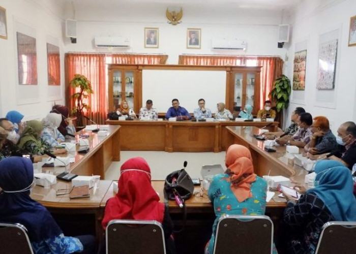 Komisi 1 DPRD Kota Cirebon Undang Lurah dan Camat, Ini yang Dibahas