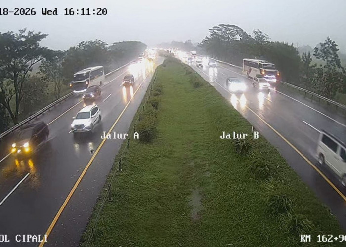 Update Kondisi Cipali Hujan Lebat: Lalu Lintas Ramai Lancar, Waspada Angin Kencang