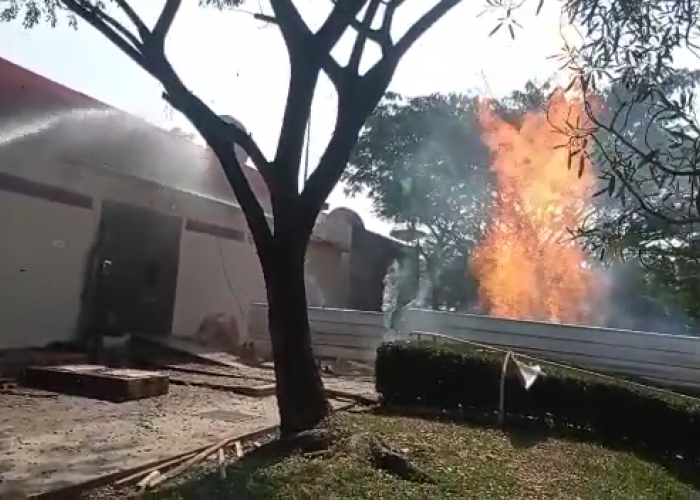 Kedalaman Sumur 100 Meter, Semburan Api di Rest Area KM 86 B Tol Cipali Bukan dari Pipa Pertamina 