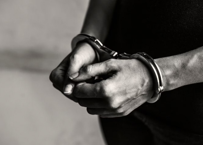 2 Pelaku Curanmor Cirebon Dibekuk Polisi, 1 Ditangkap Saat Nongkrong di Warung Bakso