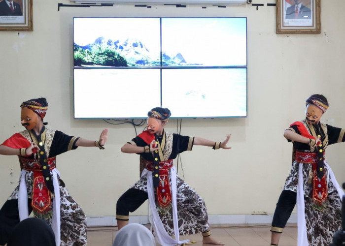 Disbudpar Kupas Rahasia Topeng Cirebon, Dari Panji hingga Kelana Penuh Makna