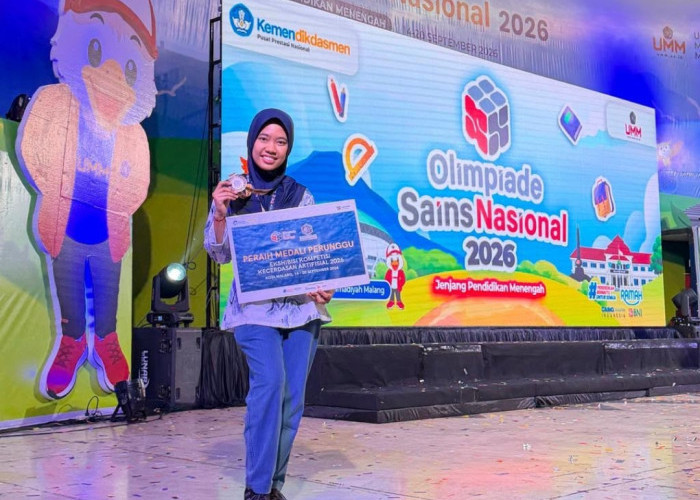 Felisa Louise, Siswa SMAN 2 Kota Cirebon Raih Medali Perunggu OSN AI 2026
