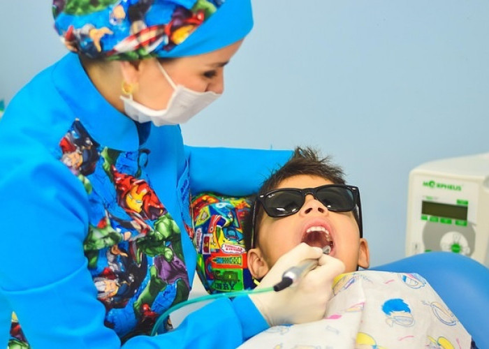 Wajib Tahu! 5 Cara Seru Ajak Anak Pergi ke Dokter Gigi