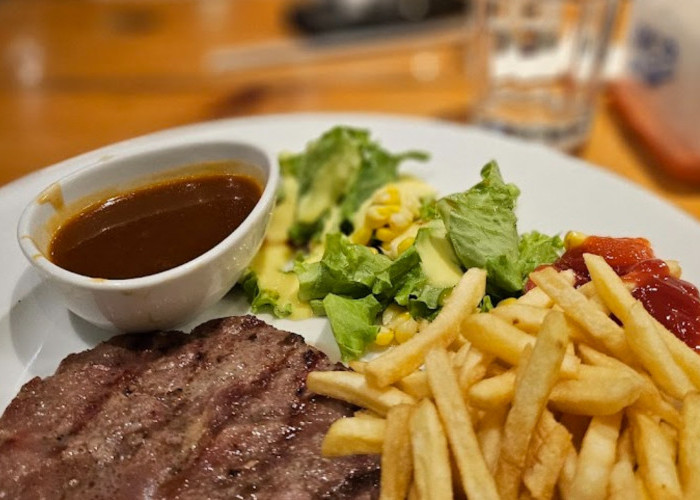 Rasa dan Pesona Tempat Makan di Cirebon untuk Dinner Romantis