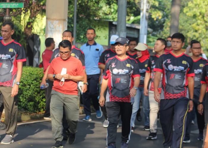 Jalan Sehat Bersama Rakyat Disambut Antusias Warga Kabupaten Cirebon