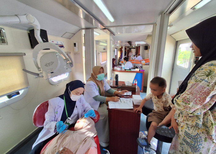 Rail Clinic dan Rail Library KAI Sambangi Subang, Tingkatkan Literasi dan Edukasi Siswa