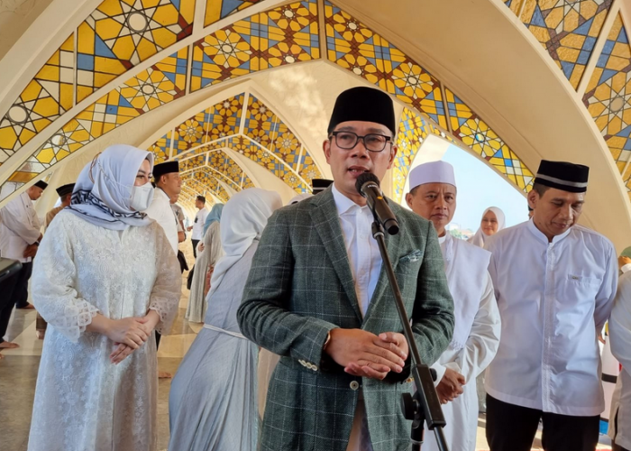 Ridwan Kamil Sholat Idul Adha 1444 H di  Masjid Raya Al Jabbar