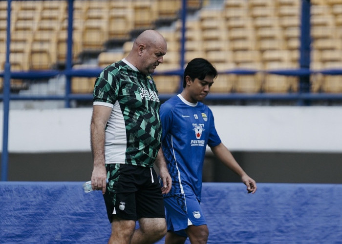 Persib Diterpa Badai Cidera, Bojan Hodak Ogah Datangkan Banyak Pemain di Bursa Transfer Paruh Musim