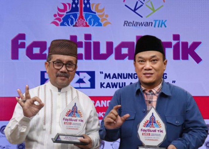 Borong Empat Penghargaan pada FesTIK 2023 di Semarang, Diskominfo sebagai Mitra Terbaik Relawan TIK