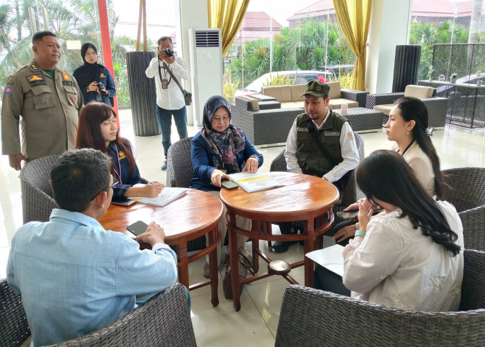 KPP Pratama Cirebon Dua dan Bapenda Gelar Mapag Data di Jalan Tuparev, Sasar 88 Lokasi Usaha