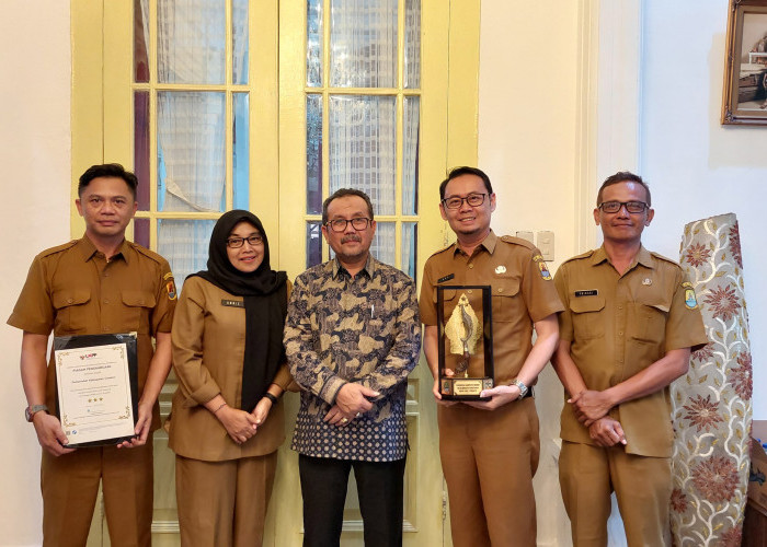 Mantap! Pemkab Cirebon Sabet Penghargaan Prestasi Level Tiga Bidang UKPBJ 
