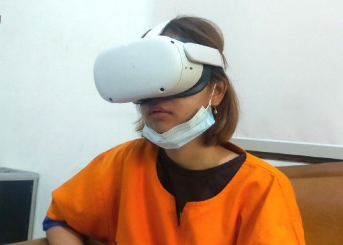 VR Glasses Teknologi Metaverse Bantu Penyidik Periksa Icha Ceeby Pemeran Video Kebaya Merah Viral 16 Menit 