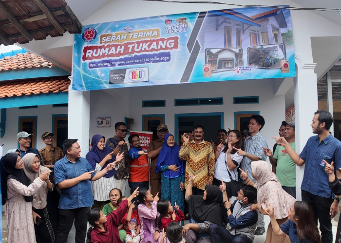 Bangun Rumah Tukangku Semen Tiga Roda Wujudkan Rumah Layak Huni untuk Tukang Bangunan di Cirebon