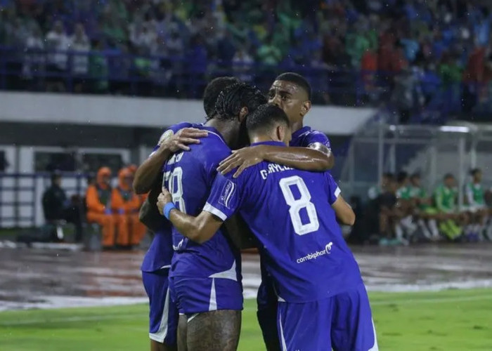 Jadwal Persib vs Arema FC Berubah, Kick-off Dimajukan Sore Hari