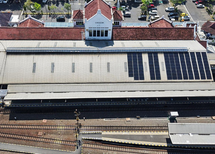 Efisiensi Energi, KAI Daop 3 Cirebon Manfaatkan Solar Panel di 3 Stasiun