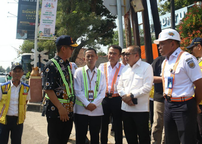 DPR RI Komisi V dan KAI Daop 3 Cirebon Satukan Langkah Tingkatkan Keselamatan di Perlintasan Sebidang