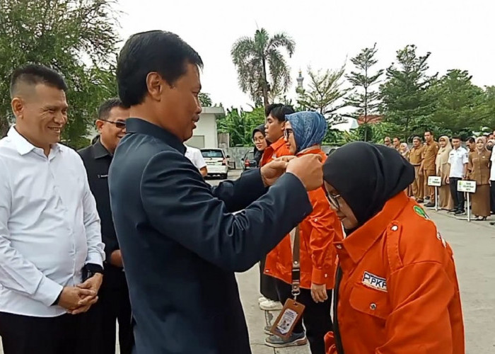 Petugas KTMDU Dikukuhkan Walikota Cirebon, Warga yang Belum Daftar Ulang Kendaraan Akan Didatangi