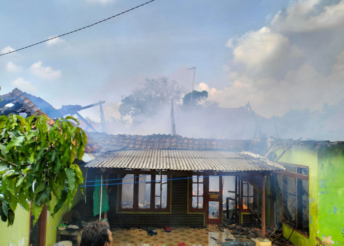 Kebakaran Rumah di Talun Cirebon, Api Bermula dari Pembakaran Sampah