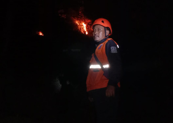 Gunung Nawa Cipanas Dukupuntang Kembali Terbakar, BPBD Kabupaten Cirebon Siaga