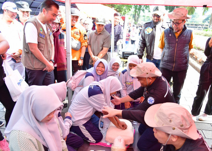 Bey Machmudin Apresiasi 'Anak Jabar Sadar Bencana' 