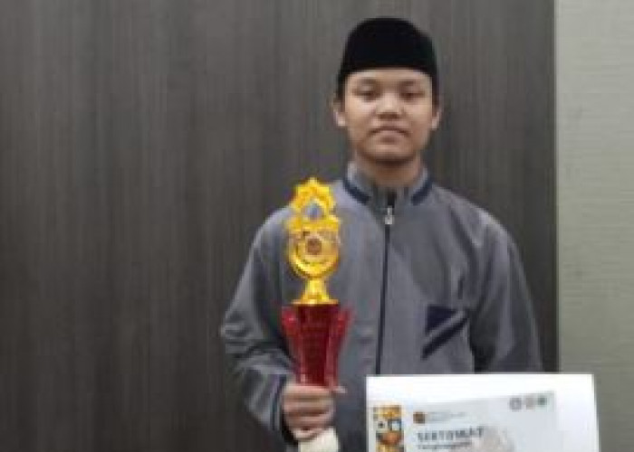 Umar Abdul Aziz Raih Juara 2 MHQ Sewilayah III Cirebon