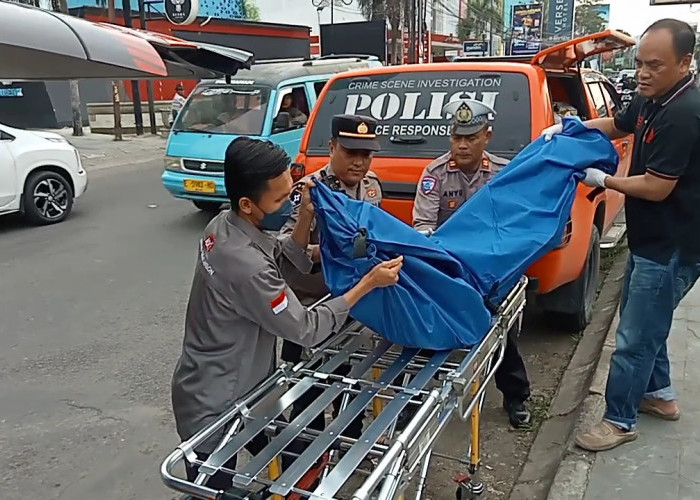Warga Kedawung Cirebon Heboh, Jasad Pria Ditemukan Terbujur Kaku di Saluran Air