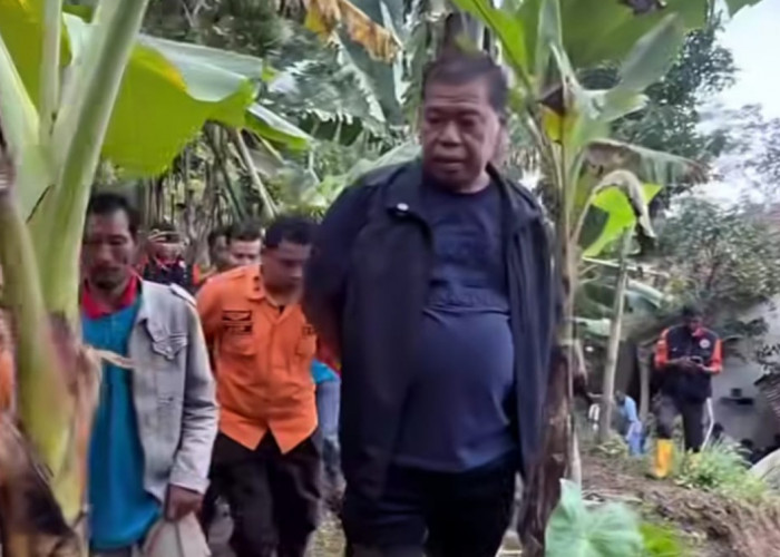 Tanah Bergerak di Malausma Majalengka, 35 KK Mengungsi, Bupati Eman Siapkan Relokasi