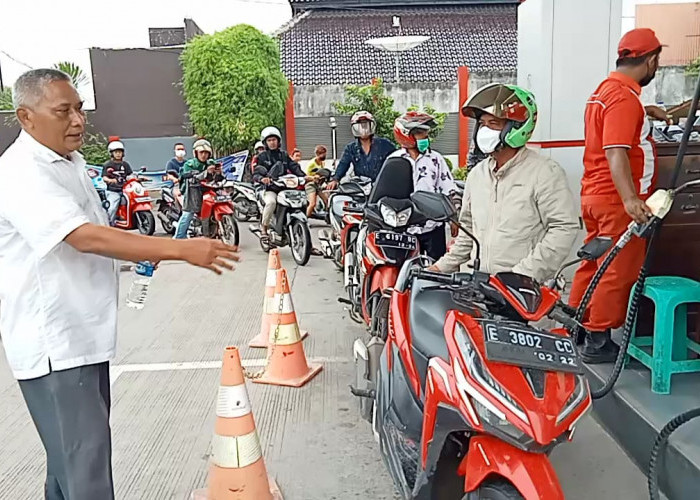 Pria Hendak Bakar SPBU Tangkil Cirebon, Lempar Korek ke Motor yang Sedang Isi Pertalite