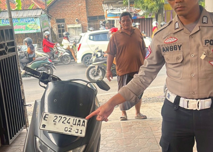 Kecelakaan Beruntun di Sumber Cirebon, Dump Truck Hantam Tiga Sepeda Motor