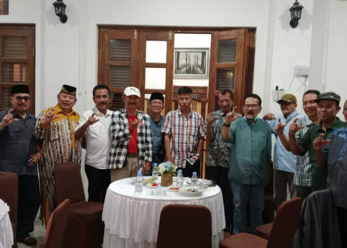 Alumni KNPI Kota Cirebon Gelar Reuni, Bahas Calon Sosok Walikota Cirebon Periode 2024-2029