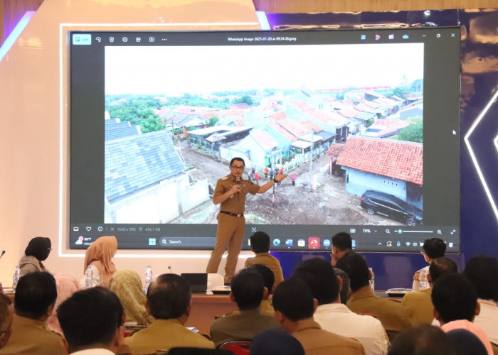 Penanganan Banjir, PJ Bupati Wahyu Mijaya Paparkan Dampak dan Rencana Tindak Lanjut